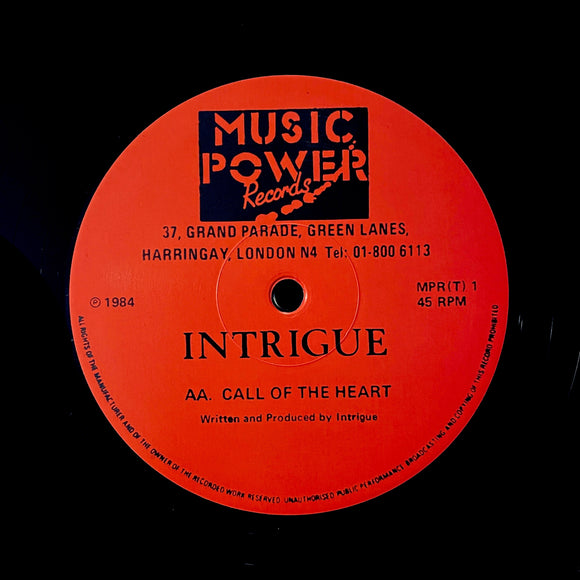 INTRIGUE 